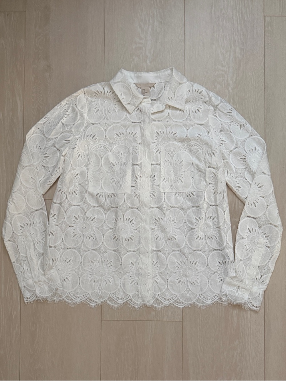 H&M White Floral Lace Button-Front Shirt